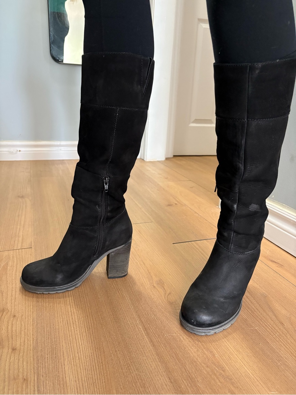 Arnold Churgin Women's Black Suede Knee-High Block Heeled Boots